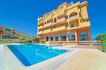 HOLIDAY WORLD RESORT | BENALMADENA | Solarium Casamaïa Apartments