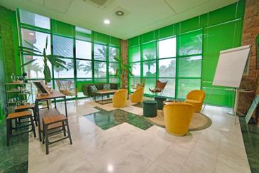 HOLIDAY WORLD RESORT | BENALMADENA | Business Holiday World Riwo