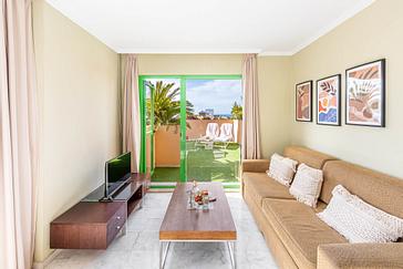 HOLIDAY WORLD RESORT | BENALMADENA | Select Sky Holiday World Riwo