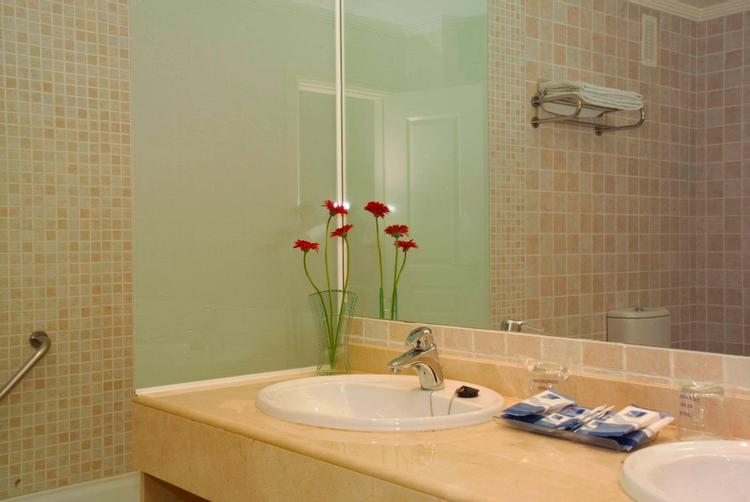 HOLIDAY WORLD RESORT | BENALMADENA | 24