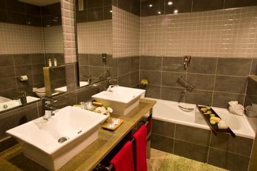 HOLIDAY WORLD RESORT | BENALMADENA | Junior Suite Holiday World Polynesia