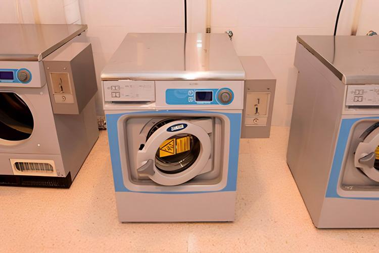 HOLIDAY WORLD RESORT | BENALMADENA | 14