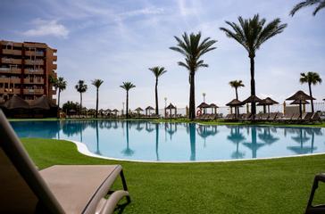 HOLIDAY WORLD RESORT | BENALMADENA | Piscina Holiday World Village